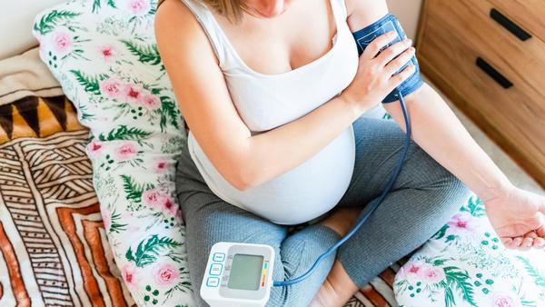 妊娠高血圧症候群の女性